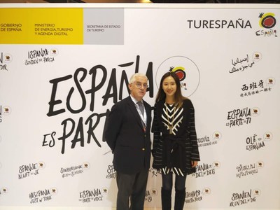 Ms. Jenna Qian, Vice President of Ctrip and Mr. Manuel Butler, Director General of Tourspain