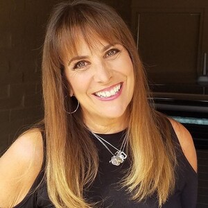 Arizona Entrepreneur Democratizes the Ribbon Cutting