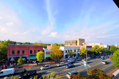 On your visit to Chapel Hill, NC, make sure you stroll the famous Franklin Street known for its award-winning restaurants, bars, shops and boutiques. Franklin Street is adjacent to the campus of the University of North Carolina at Chapel Hill. Photo credit - Chapel Hill/Orange County Visitors Bureau.