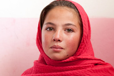 Zarghoona* is a 13 year-old girl, in grade 6 at school in Afghanistan. She has four brothers and four sisters. She has been receiving training in Child Focused Health Education (CFHE) from Save the Children. *name changed for protection