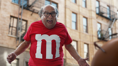 M&M’S® SPOKESCANDY TAKES ON HUMAN FORM IN NEW SUPER BOWL LII COMMERCIAL
