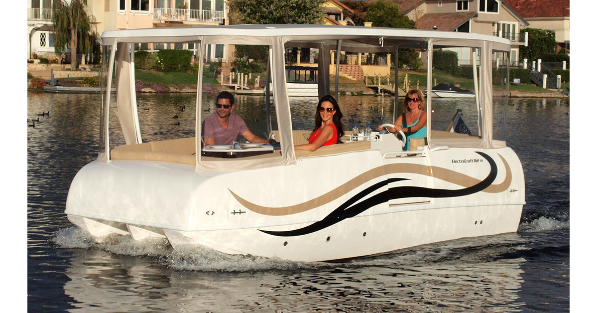 ElectraCraft Launches TR Series TriCat, New Electric Power Boat