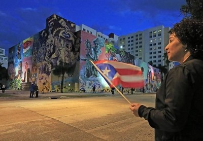 Puerto Rico Hope Mural at Pinnacle View complex