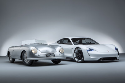 Automobiles Porsche Canada, Lte, a le plaisir de dvoiler une exposition spciale au Salon international de l'auto du Canada en hommage   Porsche : 70 ans de voitures de sport . (Groupe CNW/Automobiles Porsche Canada)
