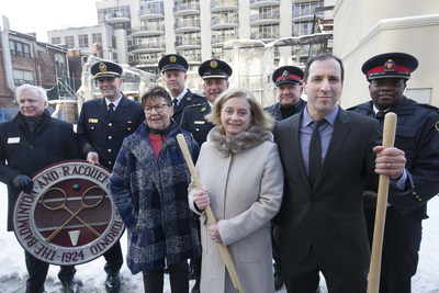 Karen Wallace, President of the Badminton and Racquet Club of Toronto, joined by Councillor Josh Matlow, representatives of the TTC, Toronto Fire Services, Toronto Paramedics, Centennial Infant and Child Centre, and Toronto Police at a commemorative ceremony to show the club's gratitude to all who helped fight the 2017 Valentine's Day fire and keep the Yonge and St. Clair community safe.

BACK ROW LEFT TO RIGHT: Michael Sosedov, Group Station Manager, TTC; Tony Bavota, Deputy Chief, Toronto Fire Services; Dave Cooke, Superintendent, Toronto Paramedics; Peter Rotolo, Commander, Toronto Paramedics; Chazz Stern, Seargeant, Toronto Police Services; Sara Thomas, Inspector, Toronto Police Services.

FRONT ROW LEFT TO RIGHT: Debra Bond-Gorr, Chief Development Officer, Centennial Infant and Child Centre; Karen Wallace, President, The B&R; Josh Matlow, Councillor, Ward 22. (CNW Group/The Badminton and Racquet Club of Toronto)