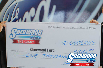 Sherwood Ford sponsors Beaumont Outlaws lacrosse team for the 2018 season