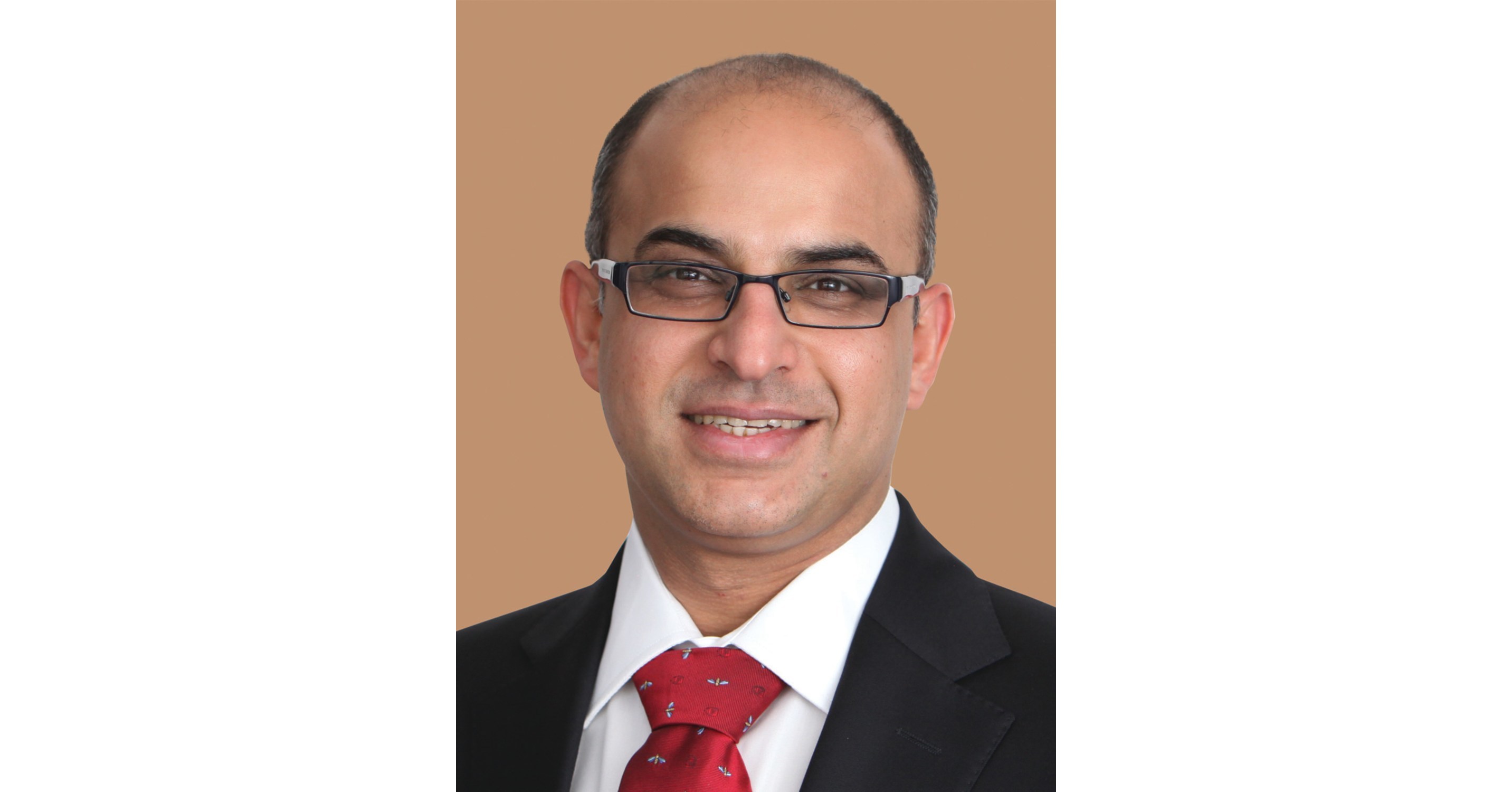 Moorfields Dubai Multidisciplinary Team Performs Complex Treatment for