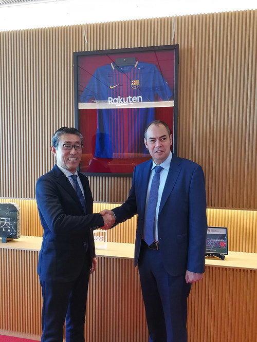 Yasufumi Hirai, Representative Director and Chairman, CEO of Rakuten Communications, & Sean Taylor, Global CEO of Content Guru (PRNewsfoto/Rakuten Comms and Content Guru)