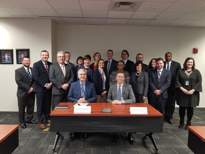 Ohio Department of Higher Education Chancellor John Carey and WGU President Scott Pulsipher are joined by representatives from their respect organizations at the signing of approval documents for Western Governors University that authorizes the nonprofit university to establish WGU Ohio.