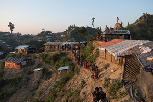 La saison des cyclones et la violence menacent plus de 720 000 enfants rohingyas au Myanmar et au Bangladesh, affirme l'UNICEF