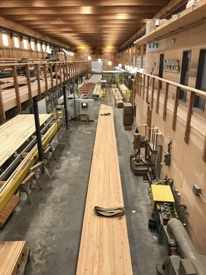 Abbotsford Industrial Shop and Office, Abbotsford, BC StructureCraft Builders Inc., Abbotsford, BC Winner: Prefabricated Structural Wood Award (CNW Group/Canadian Wood Council for Wood WORKS! BC)