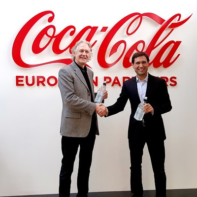 Icelandic Glacial Chairman and Co-Founder Jon Olafsson, left, with Carlos Cruz, Country Director of Coca-Cola European Partners in Iceland.