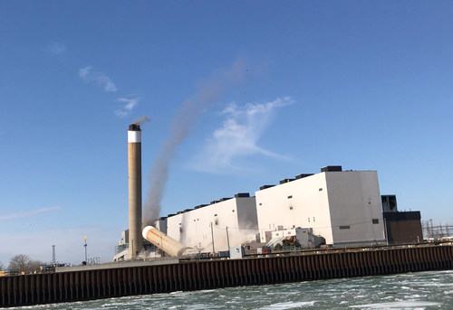 Demolishing the one-time largest coal-fired generating station in the world makes way for a new solar farm on the site. (CNW Group/Ontario Power Generation Inc.)