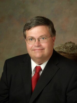 Attorney Clyde Siebman Addresses Naples Roundtable on Patent Venue Reforms