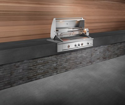Constructed from 304 grade stainless steel, DCS Grills deliver intense heat, low heat and easy cleanability.