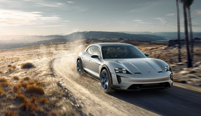 Une étincelle pour l'avenir : le Mission E Cross Turismo signé Porsche, présenté au Salon de l'auto de Genève, est une étude concept sous forme de VUM à propulsion entièrement électrique. (Groupe CNW/Automobiles Porsche Canada)