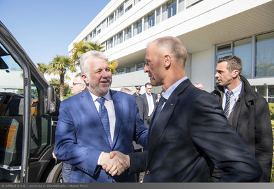 Philippe Couillard, Premier of Qubec, was welcomed for his first visit to Airbus in Toulouse by Tom Enders, Airbus CEO. (CNW Group/Airbus)