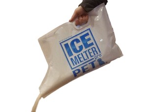 A New Way to Spread Pet Friendly Ice Melt, Seed and Feed!