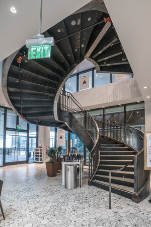 Clune Construction Completes Construction Of Eataly's First West Coast Location In Los Angeles