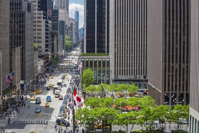 A view of Sixth Avenue in Midtown Manhattan, the most popular office-space location for New York's largest companies and organizations for the second consecutive year, according to the latest Avenue Report, a publication of the Avenue of the Americas Association and member company Rockefeller Group, based on an analysis of CoStar data. For the full report, visit: https://www.rockefellergroup.com/wp-content/uploads/2018/03/Avenue-Report-F2018.pdf. Photo copyright: Alan Schindler Photography