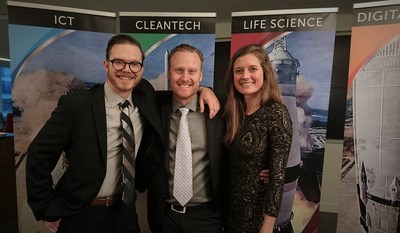 Traction Guest at the 2018 Ready to Rocket celebration. From left to right: Keith Metcalfe (CEO), Cameron Wiebe (CTO) and Carolin Wolf (Product Marketing Manager). (CNW Group/Traction Guest)