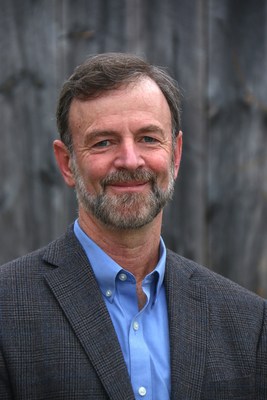 Woodland Park Zoo is pleased to welcome its new Vice President of Conservation Initiatives, Peter Zahler.