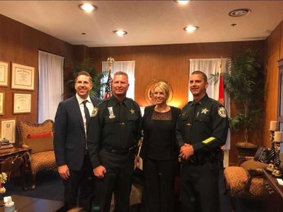 Left to Right (CJ Johnson of BreakPoint Law, Agent Mike Spadafora, Florida Attorney General Pam Bondi, and Lt. Rob Vitaliano).  Community Champions thanks you for your participation in the passing of Florida SB 618 and HB 581 in our fight against Internet Sex Crimes involving Children.