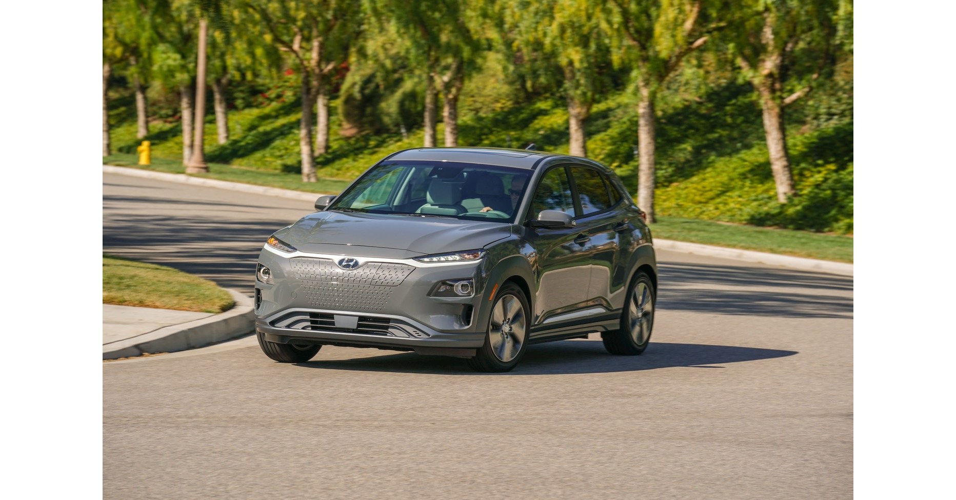 2019 Hyundai Kona Electric Recalibrates Eco CUV Formula with an Impressive  250 Miles of Estimated Range