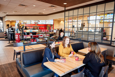 The new Welcome Image provides Tim Hortons® Guests with a more contemporary Restaurant experience. (CNW Group/Tim Hortons)