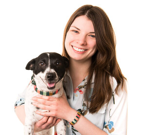Blogger, Rochelle BaRoss, Finalist for International Pet Industry Awards