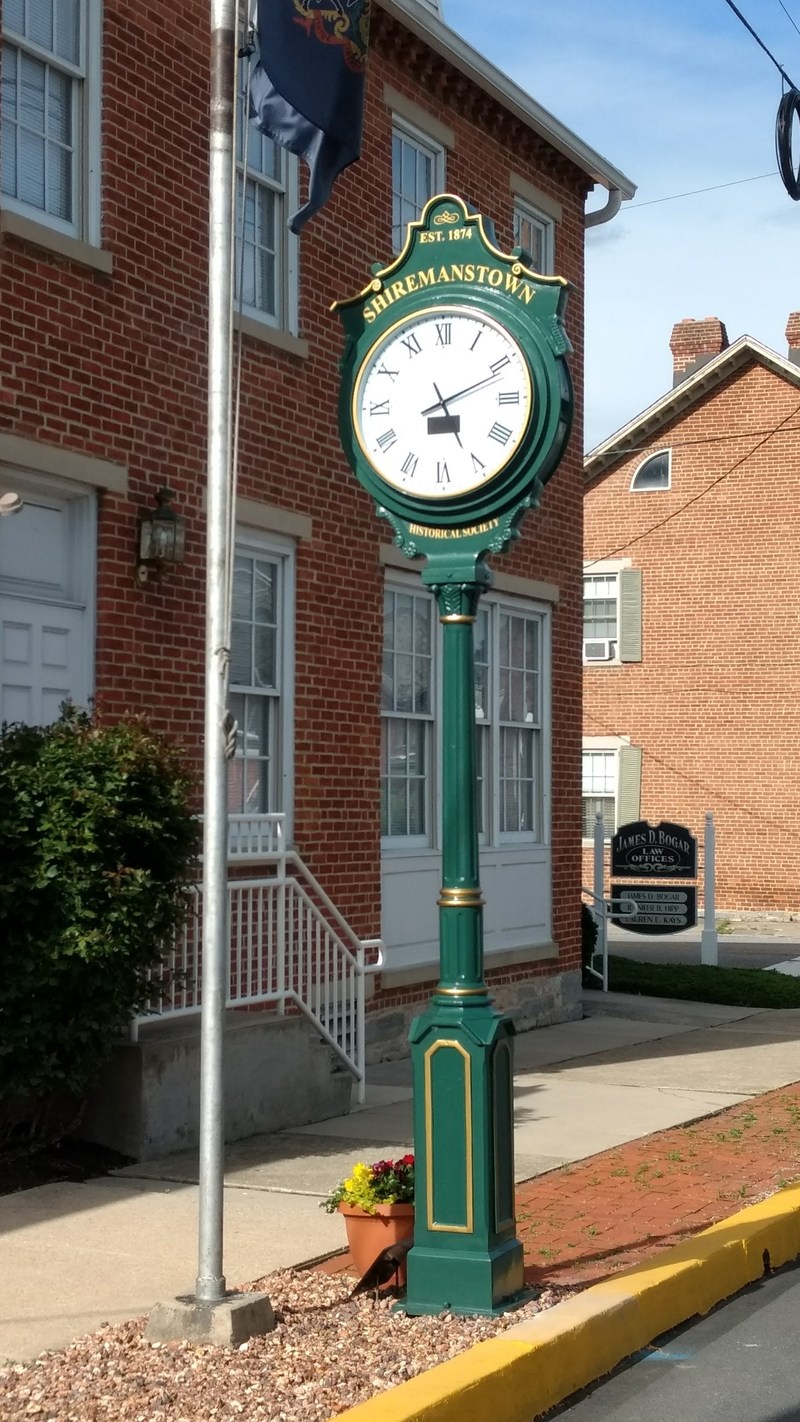 Chomko LA Releases State of the Art SolarEnergy Street Clocks