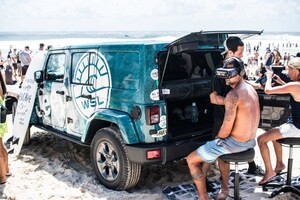 Experience a Virtual Reality Surf Adventure with World Surf League and Jeep® Brand