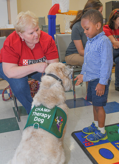 During Purina's annual PetCare Pride Day event in 2017, Purina employees spent thousands of hours volunteering for pet-related and other community causes.