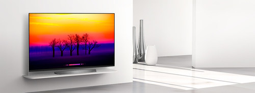 LG announces premium 2018 TV lineup, reinforcing leadership in expanding global OLED TV market with ThinQ® AI and α (Alpha) 9 Image Processor (CNW Group/LG Electronics Canada)