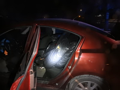 Le véhicule qui a été intercepté et qui contenait des sacs de tabac finement haché (Groupe CNW/Groupe de travail régional de Cornwall)