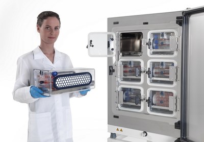Thermo Scientific Cell Locker system segregates cells for safe simultaneous growth 
in a single incubator