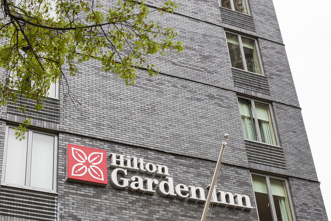 Lightstone Acquires 183 Key Hilton Garden Inn In Long Island City