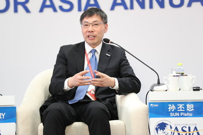 Peter Sun, Chairman and CEO of Inspur Group, speaks at the Next Wave of Technological Revolution, a session of Boao Forum for Asia Annual Conference 2018.