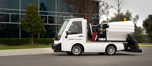 With a 12.5 foot turning radius, the ABLE Sweep from Tropos Motors is ideal for tight spaces, yet still provides performance and the large payload capacity of pick-up mounted versions.