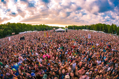 The east coast’s largest music and camping festival, Firefly will be held June 14th through the 17th at The Woodlands in Dover, Delaware.