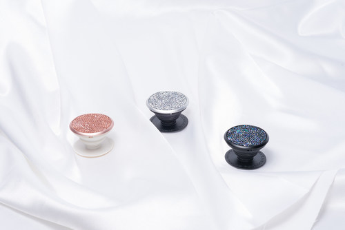 PopSockets Capsule Collection with Swarovski Crystals: Where Fashion, Tech and Luxury Meet