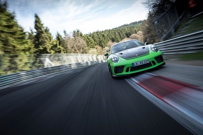 Porsche 911 GT3 RS Nuerburgring Nordschleife (PRNewsfoto/Porsche Cars North America, Inc.)