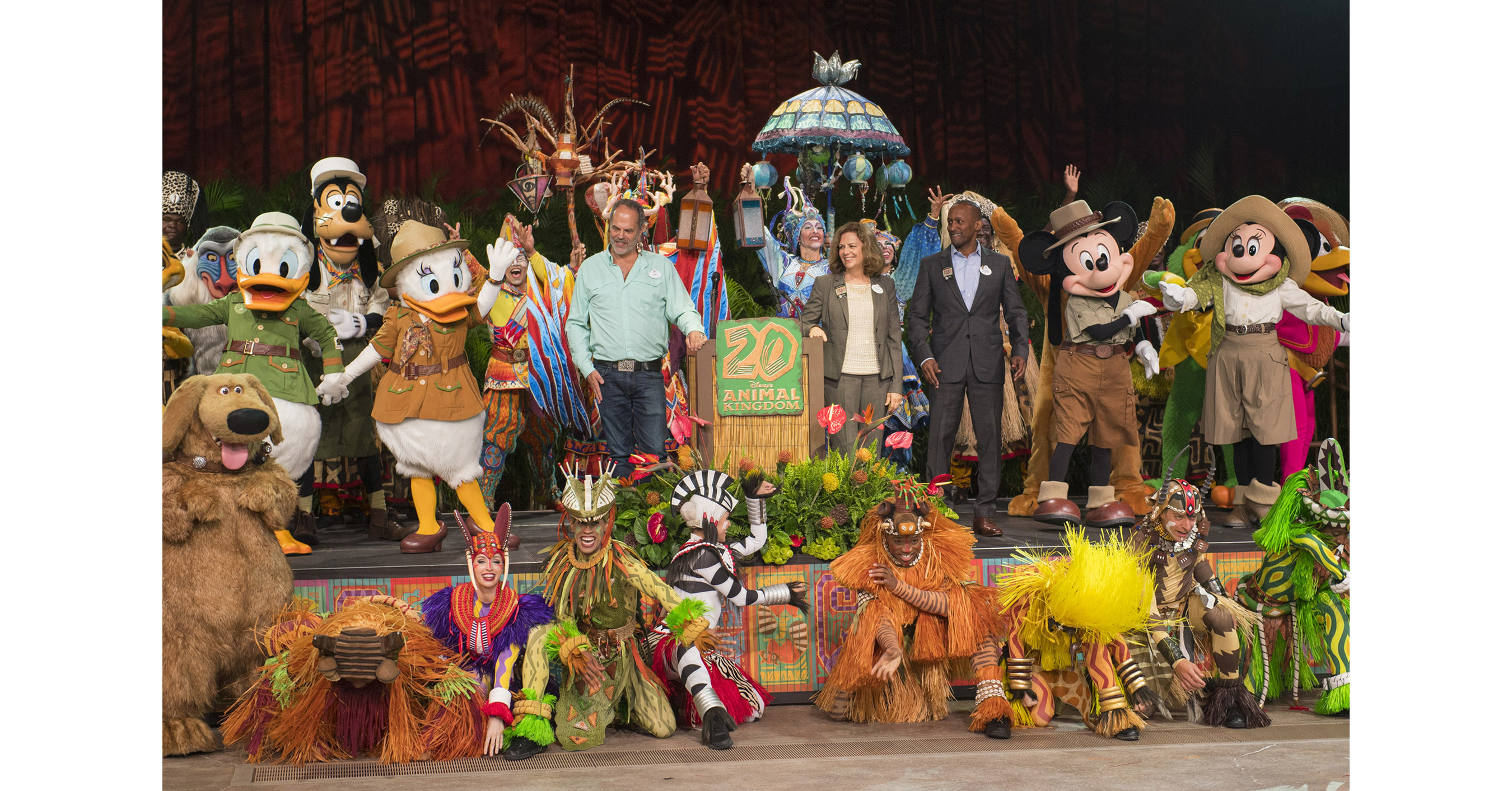 "New Species of Theme Park." Disney's Animal Kingdom Marks 20-Year