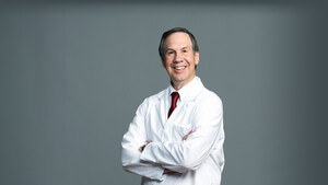 Dr. Steven Galetta Recognized For Lifetime Achievement in Neurologic Education