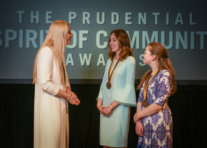 Two Idaho youth honored for volunteerism at national award ceremony in Washington, D.C.