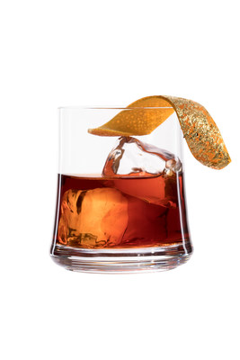 Hennessy V.S.O.P Privilège celebrates its 200th anniversary with “The Timeless Mastery” – a modern twist on a classic Sazerac cocktail.