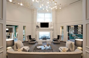 New Luxury Apartments on Prime Waterfront
