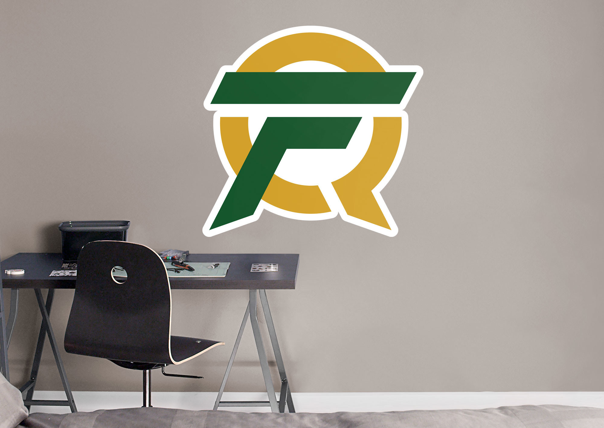 Fathead Enters Strategic Partnership With Flyquest