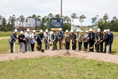 A broad cross-section of South Georgia’s healthcare, education, development, political and community leaders broke ground for PCOM South Georgia.