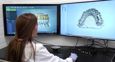 The American College of Prosthodontists (ACP) has taken a pioneering step for dental education with the release of new curriculum that prepares dental students and specialty residents to use advanced digital technology in patient care. The Digital Dentistry Curriculum is now available to all U.S. dental schools at no cost.